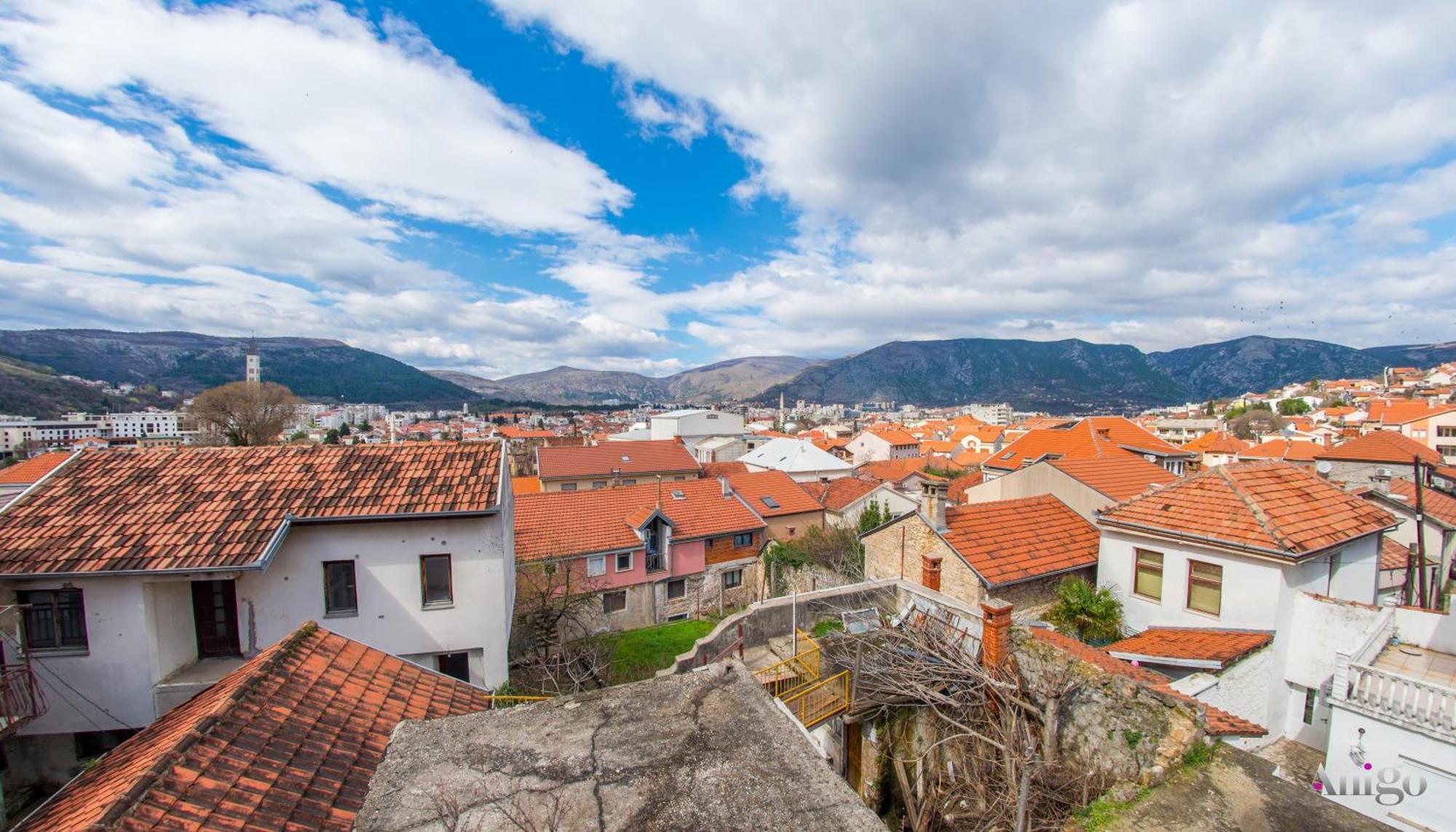 Ado * Mostar